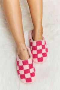 Melody Checkered Print Plush Slide Slippers